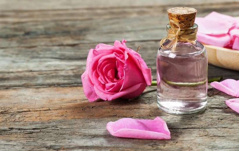 بهترین تولید و پخش گلاب و عرقیات در سرآسیاب کاشان