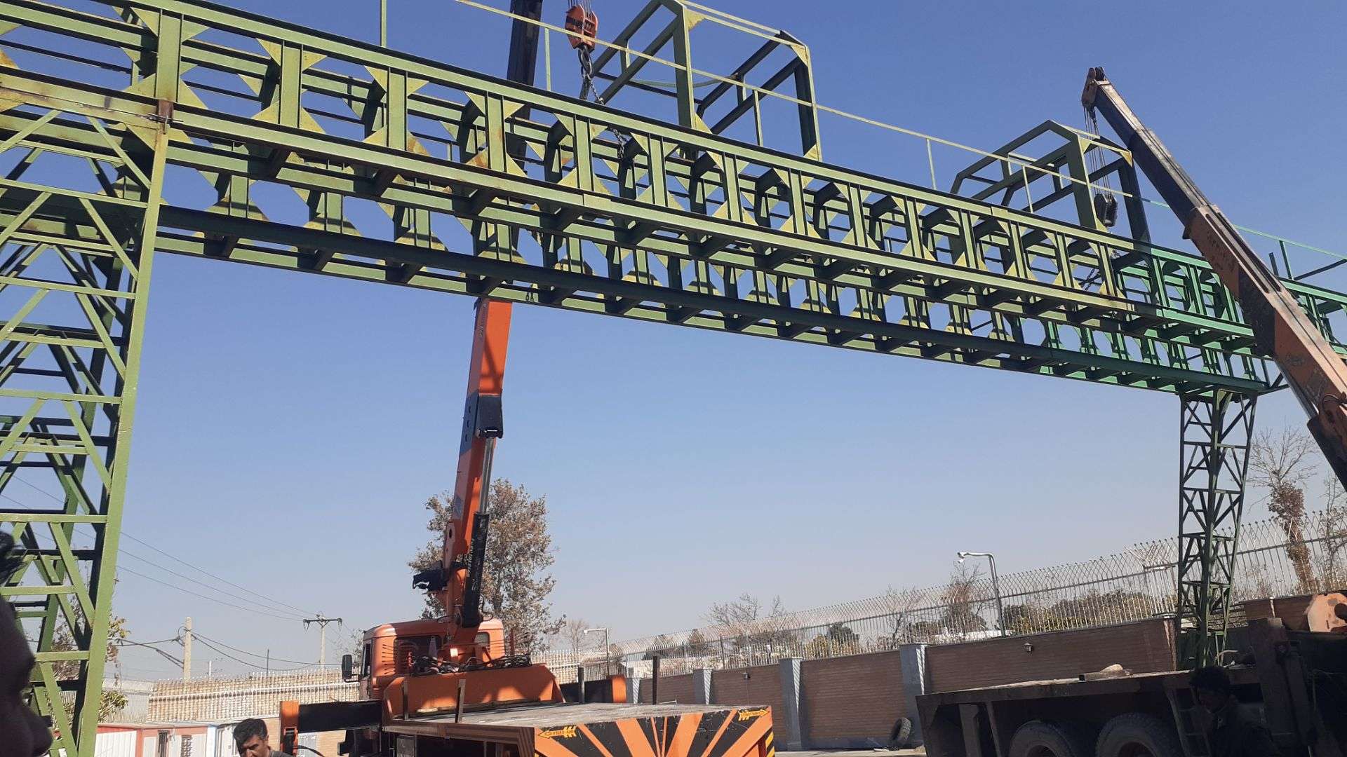 تعمیرات و تولید جرثقیل غلامی در اصفهان